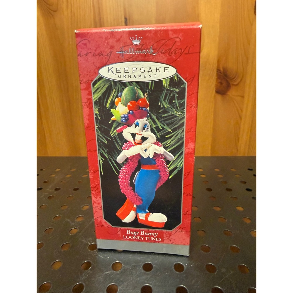 Hallmark Keepsake Ornament Bugs Bunny Looney Tunes Carmen Miranda Fruit Hat Box